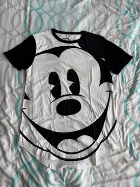 Disney Black & White Mickey Icon Short Sleeve Tee